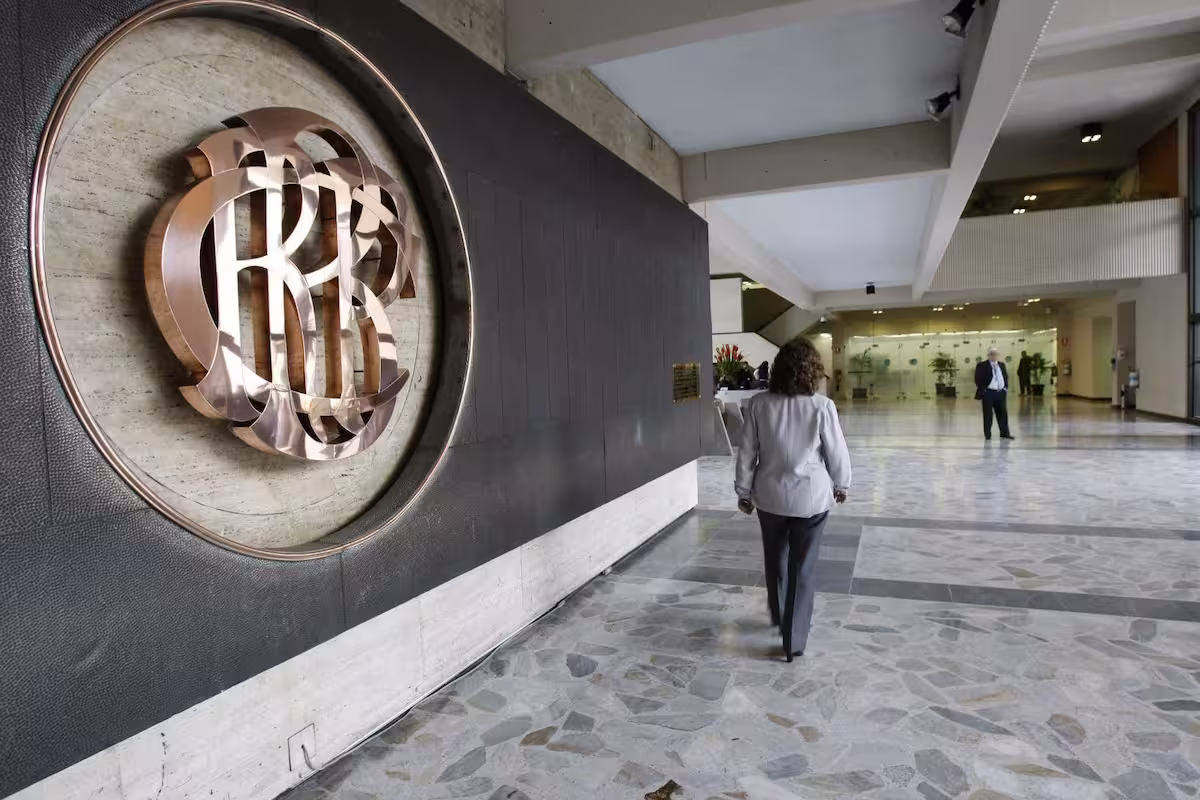 El rol del BCRP en la economía y el precio del dólar